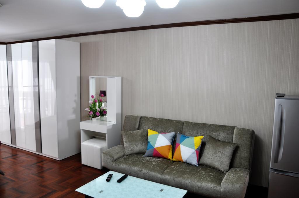 Sky Beach Apartment Паттая Екстер'єр фото